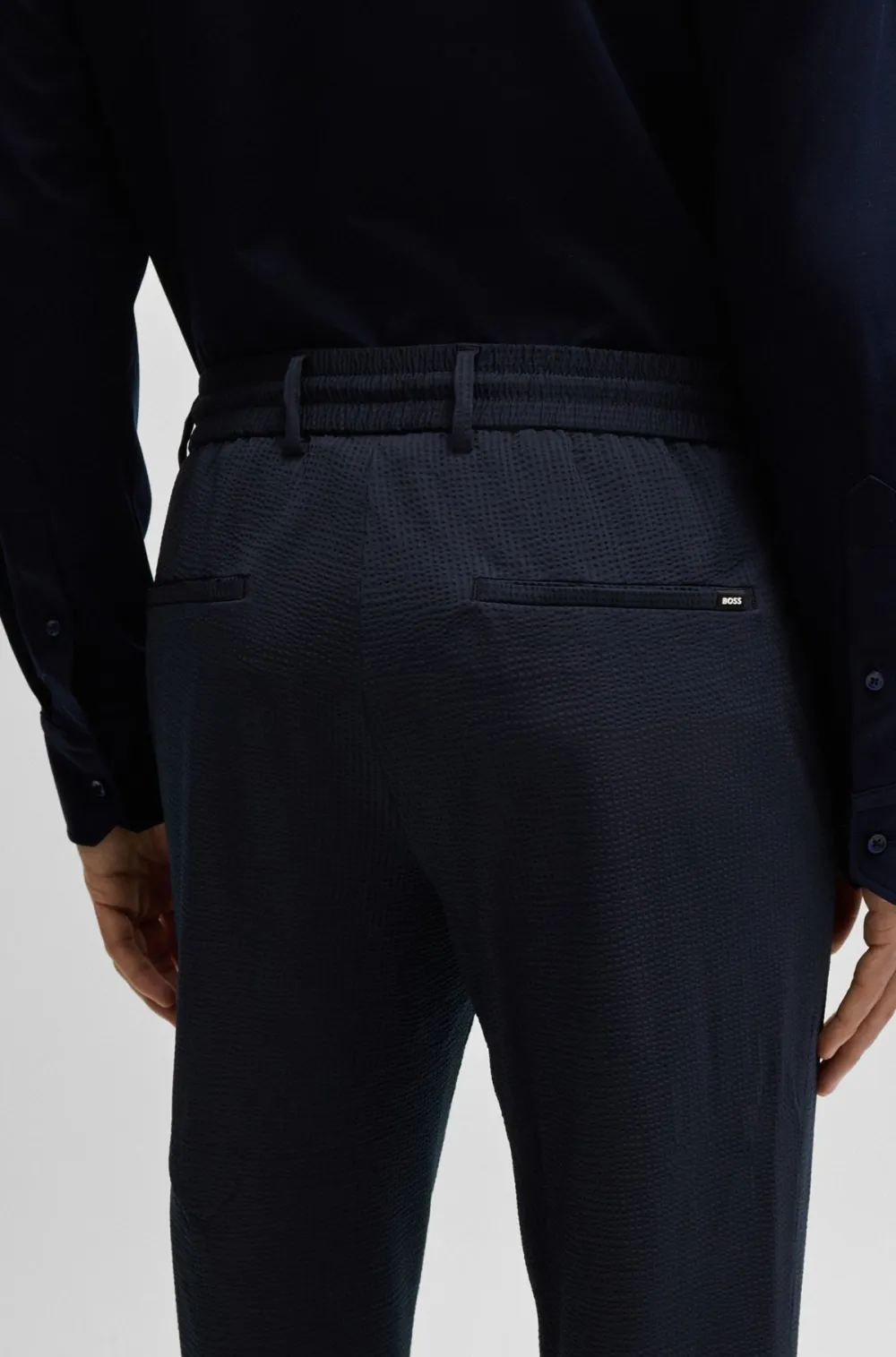 Slim-fit trousers in performance-stretch seersucker