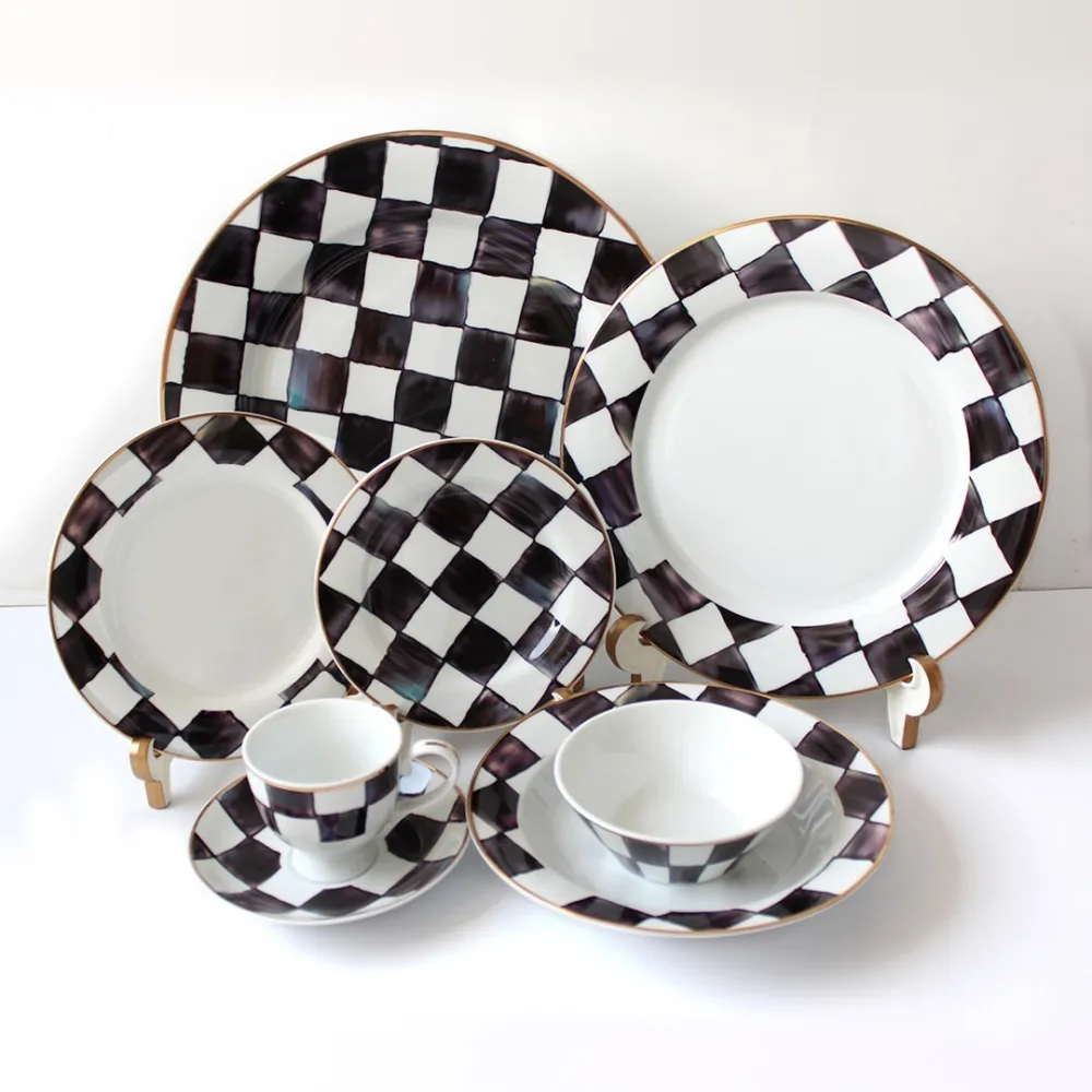 8 pieces black and white checkered ceramic tableware coffee set