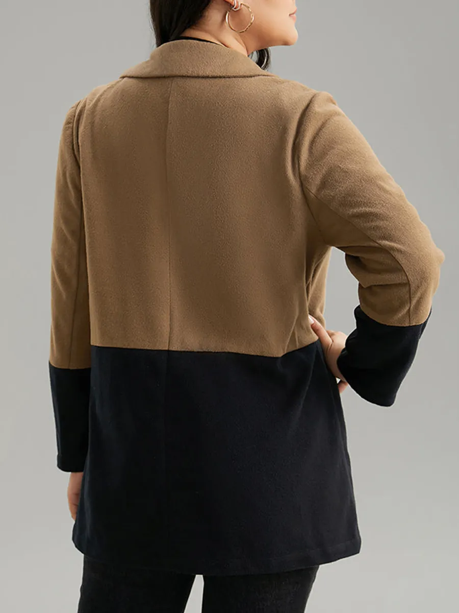 Plus-size women's elegant tweed coat