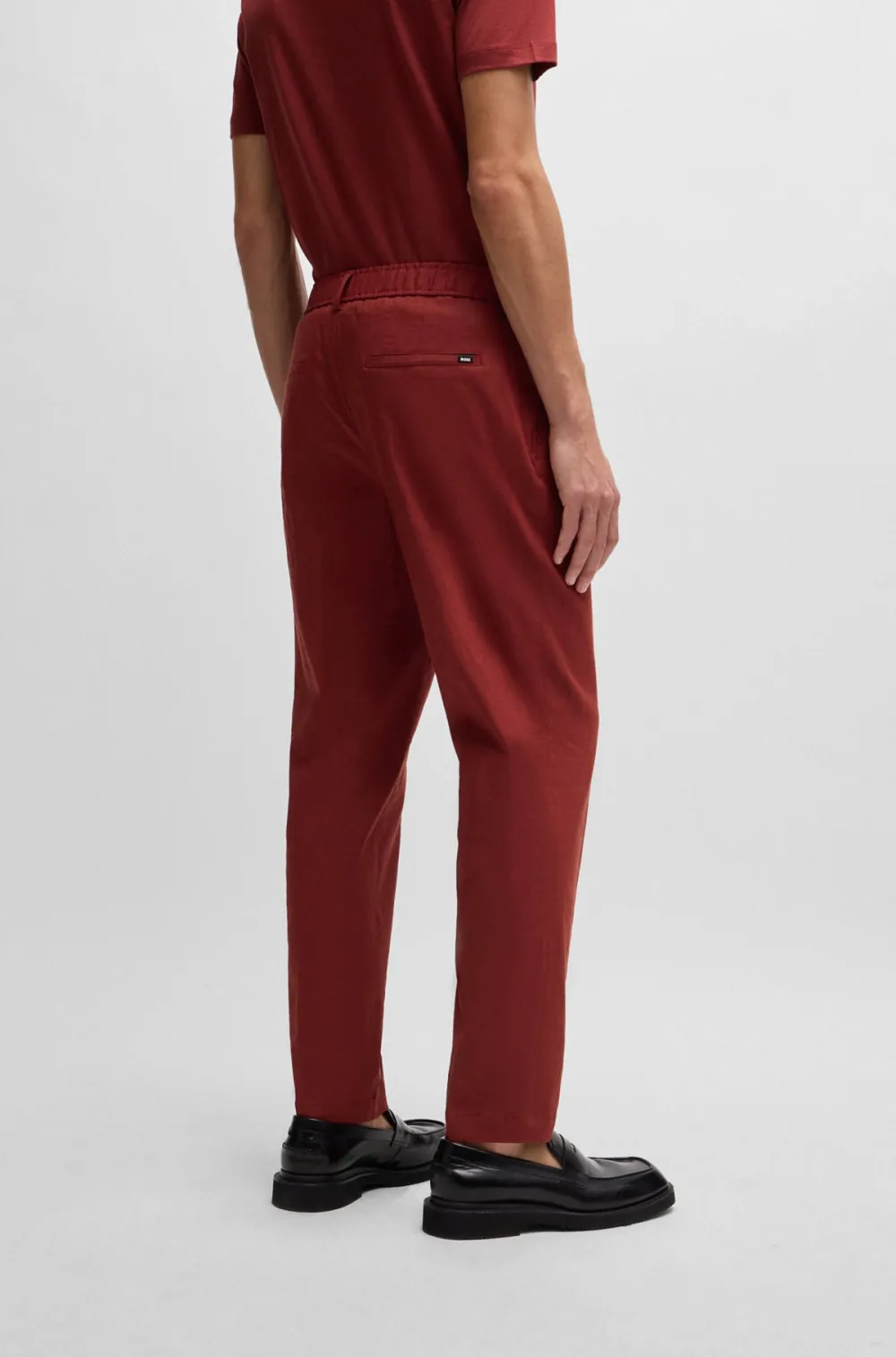 Relaxed-fit trousers in a linen blend