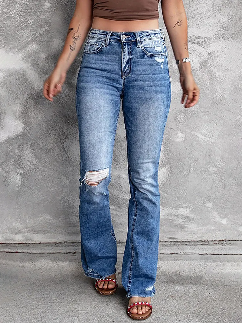 Women's versatile micro-flared jeans
